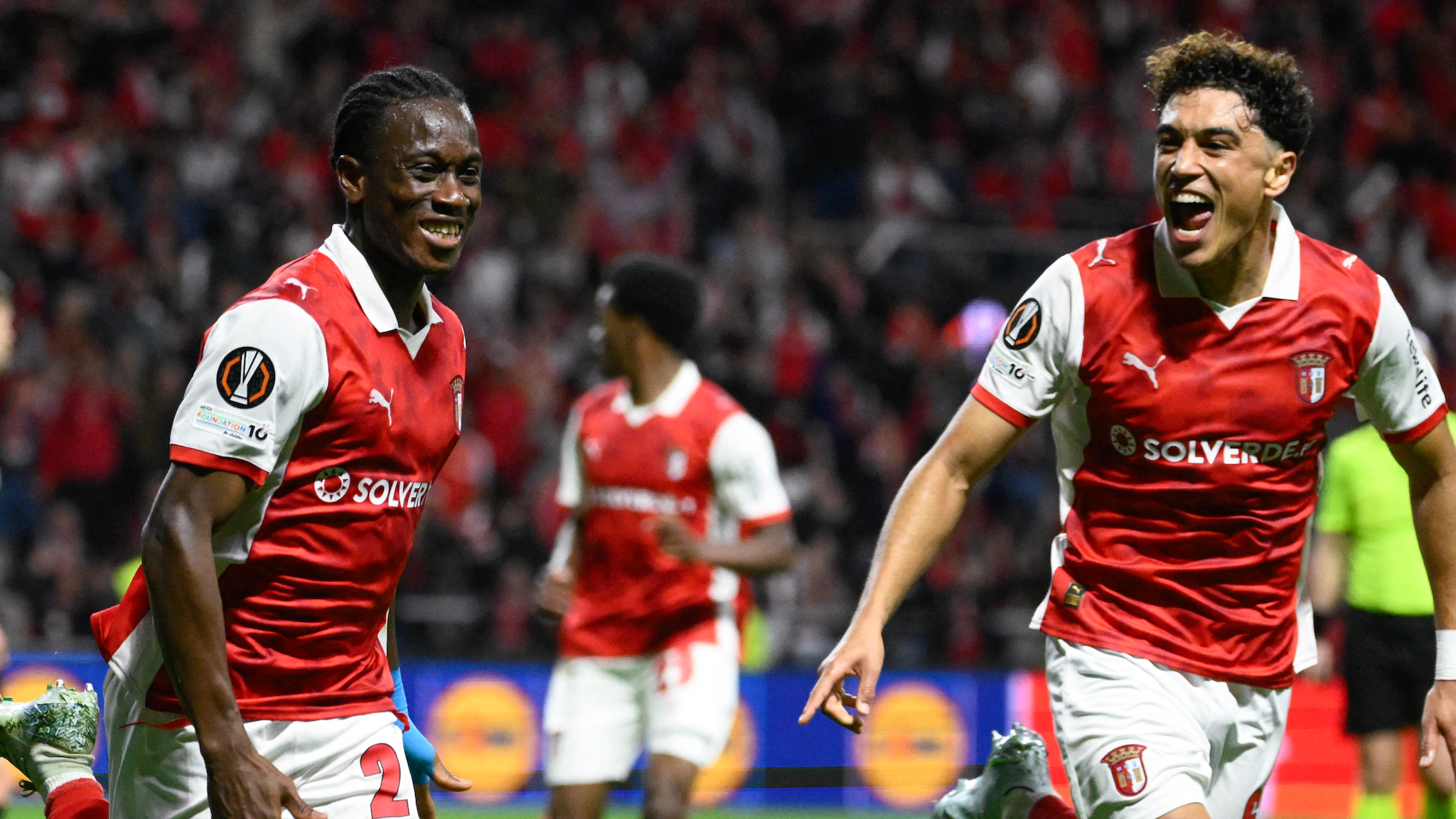 Braga 2-1 Freiburg lượt đi Europa League bán kết 2026 — Dorgeles phút 92 ghi bàn quyết định